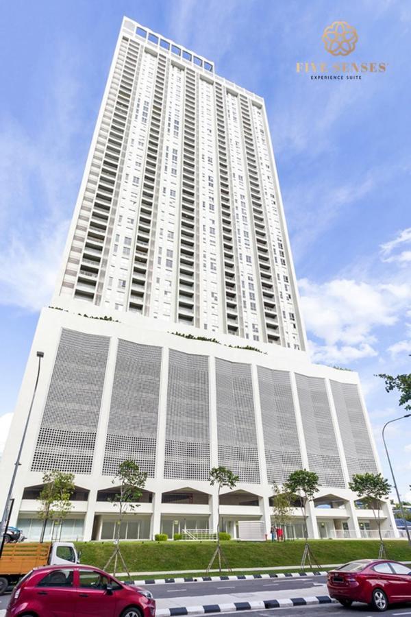 Una Residences, Sunway Velocity By Five Senses Kuala Lumpur Eksteriør billede